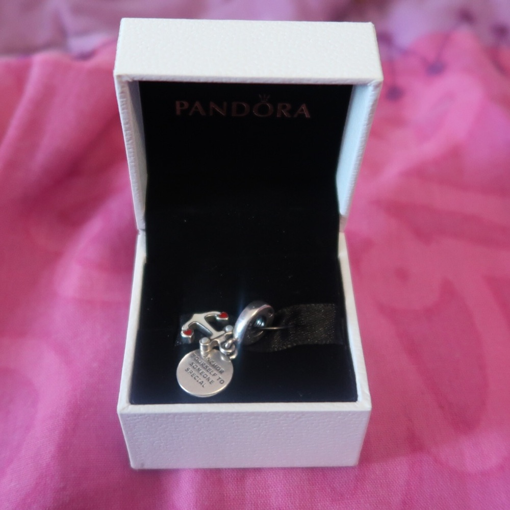 Pandora Charm “Anchor yourself to someone special”